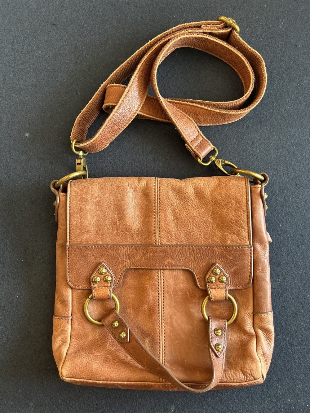 Lucky Brand 100% Leather Shoulder Purse